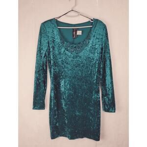 Vintage Molly Malloy green crushed velvet beaded long sleeve dress size 8